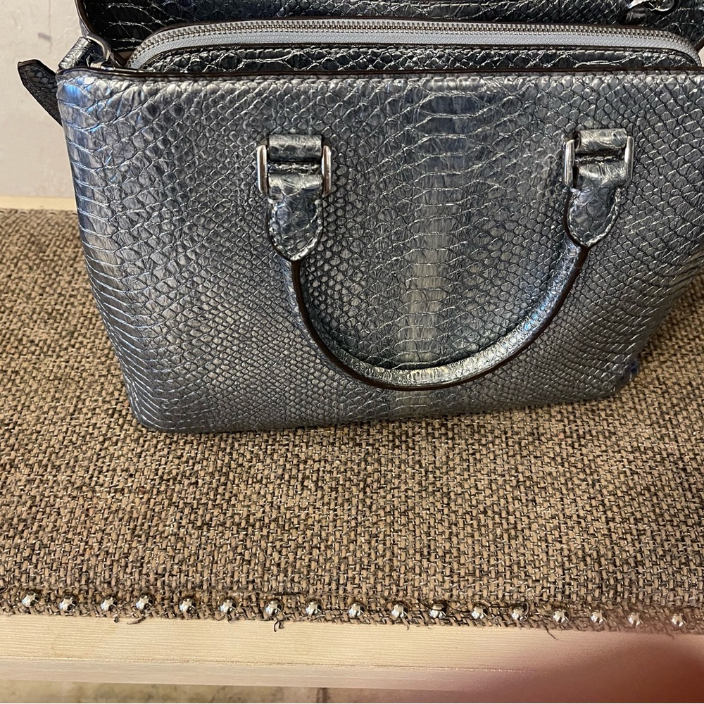 Michael Kors, silver handbag, purse, shoulder bag, - Picture 7 of 16